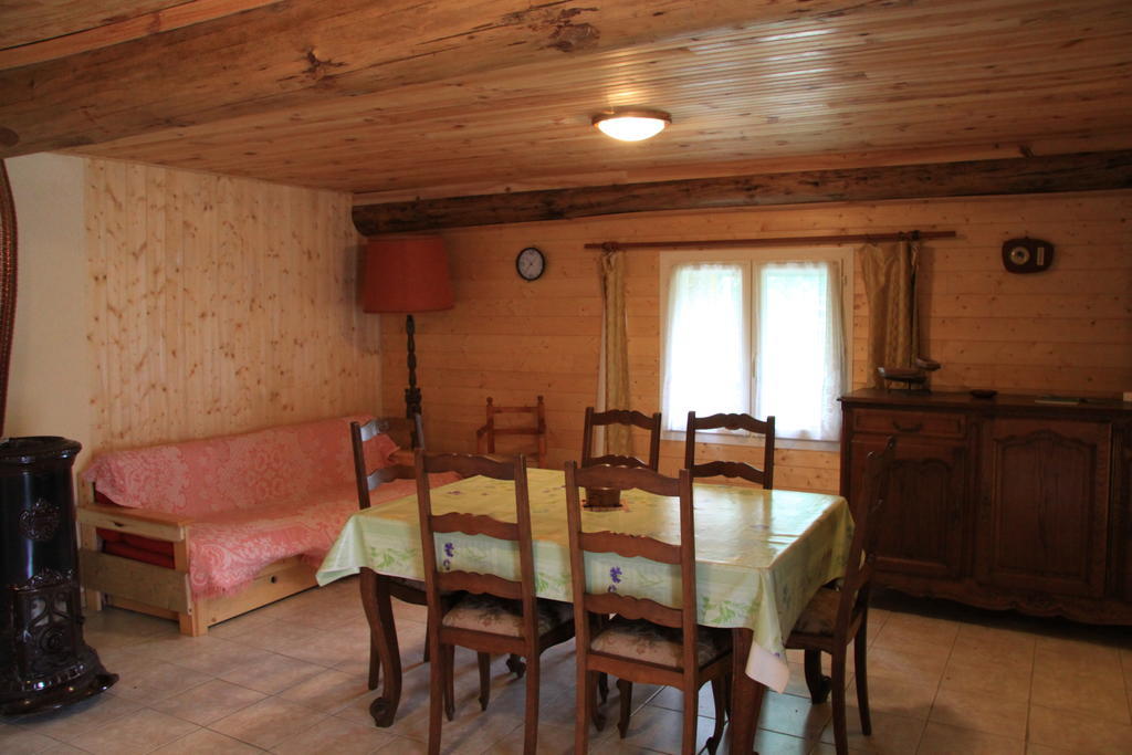 Gite Chez Coste Gilles Saint-Privat-du-Dragon Room photo
