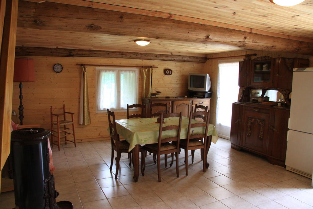 Gite Chez Coste Gilles Saint-Privat-du-Dragon Room photo