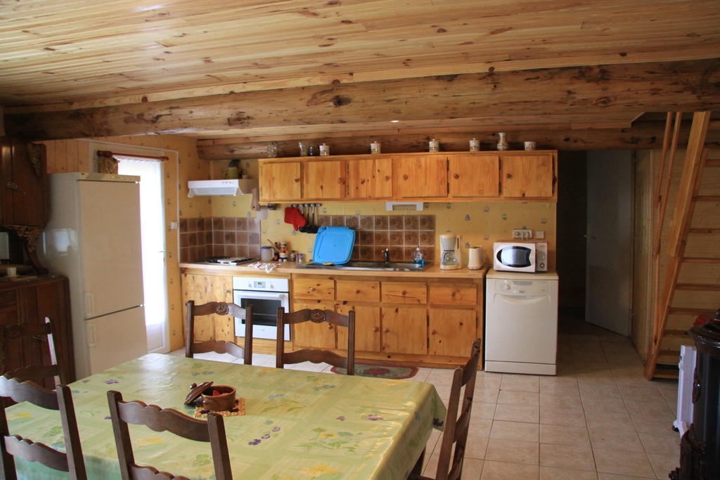 Gite Chez Coste Gilles Saint-Privat-du-Dragon Exterior photo