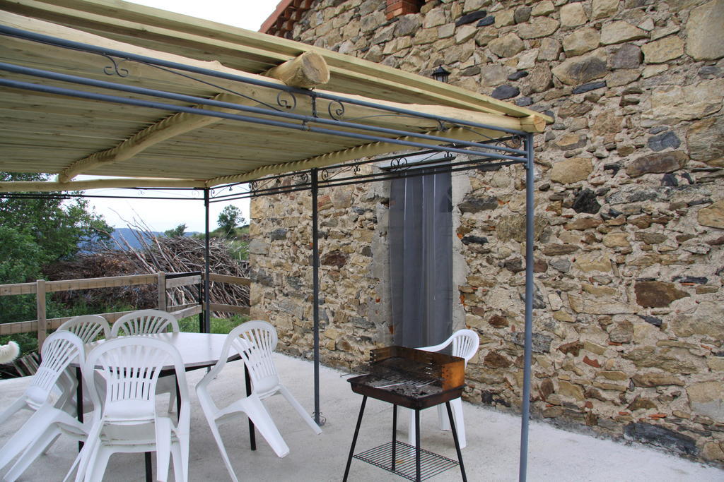Gite Chez Coste Gilles Saint-Privat-du-Dragon Room photo